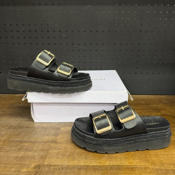 New W/ Box! Women's Steve Madden Mythical Black Pari Summer Sandals Size 8.5 - Picture 1 of 5